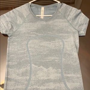 NWOT lululemon swiftly run top